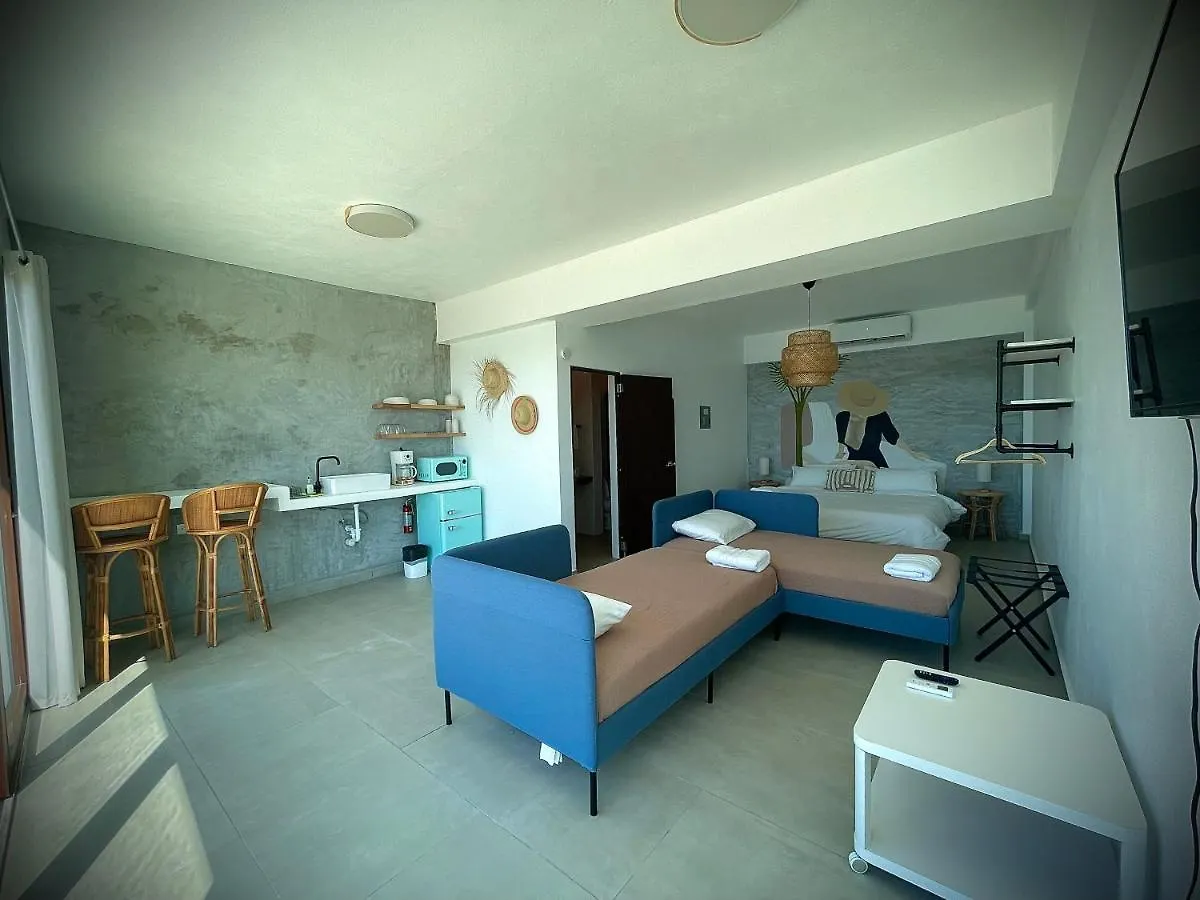 Corcega Beachfront Suites Rincon Apartment